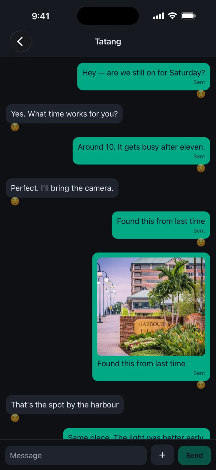 A conversation with messages and a photo sent in the thread.